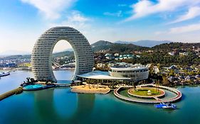 Sheraton Huzhou Hot Spring Resort